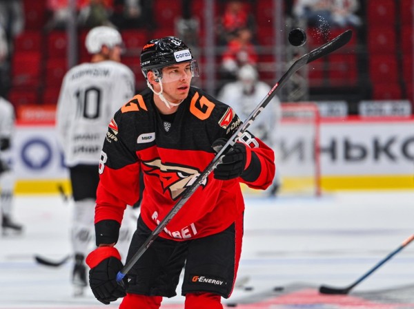 В день рождения «G-Drive Арены» «Авангард» проиграл «Трактору»
В день рождения «G-Drive Арены» «Авангард» проиграл «Трактору»