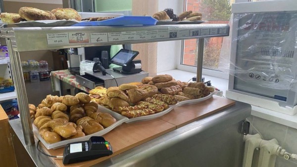 Общепит омского училища проверят после жалоб студентов Общепит омского училища проверят после жалоб студентов