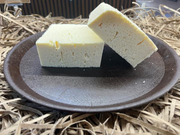 Рикотта, буррата и халлуми: кто делает крафтовые сыры в Омске?
Рикотта, буррата и халлуми: кто делает крафтовые сыры в Омске?