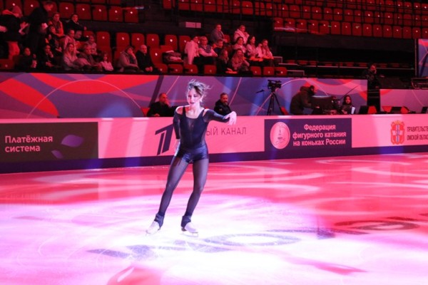 
									«Красная» арена и «короткий» лед: как прошел первый день гран-при в Омске? 