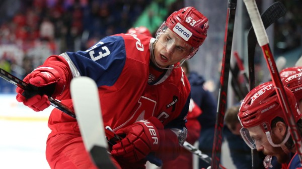 «Авангард» интересуется олимпийским чемпионом и обладателем Кубка Гагарина
«Авангард» интересуется олимпийским чемпионом и обладателем Кубка Гагарина