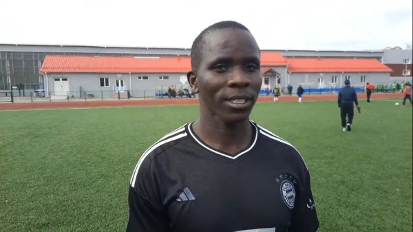 Африканский футболист сыграет в финале Кубка Омска
Африканский футболист сыграет в финале Кубка Омска