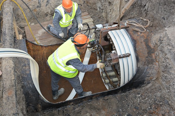
									В Омске начали применять бестраншейный метод восстановления канализации 