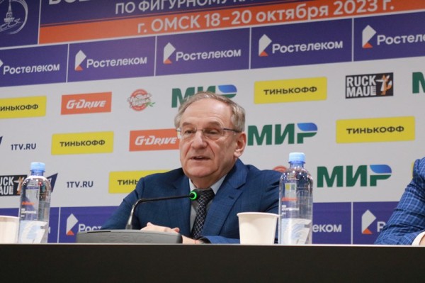 
									Омичи даже бесплатно не хотят смотреть на сильнейших фигуристов-юниоров России 