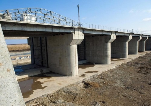 Пока не нашлось желающих достраивать полежаевское детище — омский гидроузел Пока не нашлось желающих достраивать полежаевское детище — омский гидроузел