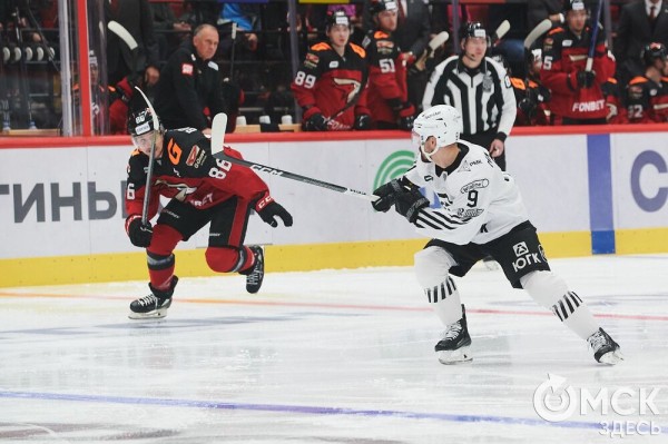 Разгром на глазах болельщиков: "Трактор" с новым тренером "переехал" усталых "ястребов"