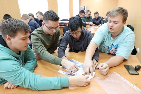 
									Студенты остались в восторге от экскурсии по Омсктрансмашу 