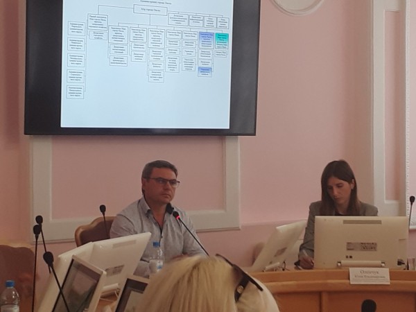 
									Изменения в омской мэрии объяснили внезапными проверками 