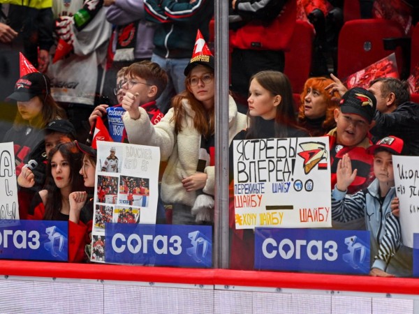 В день рождения «G-Drive Арены» «Авангард» проиграл «Трактору»
В день рождения «G-Drive Арены» «Авангард» проиграл «Трактору»