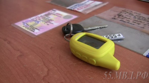 
									Автосалон продал омичу угнанную машину 