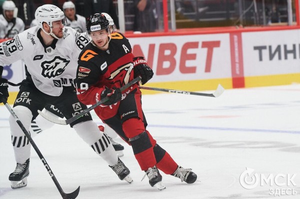 Разгром на глазах болельщиков: "Трактор" с новым тренером "переехал" усталых "ястребов"