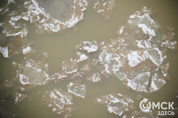 Город в инее: рассматриваем волшебные и холодные улицы Омска