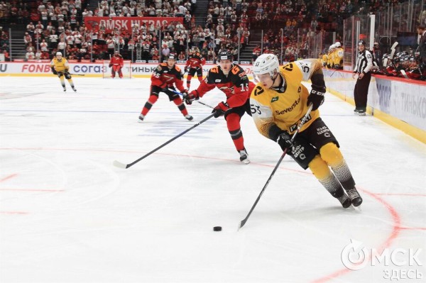 Шайба Райана Спунера принесла "Авангарду" седьмую победу подряд