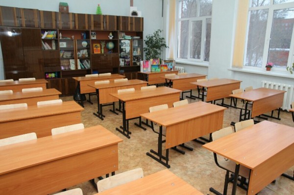 
									Все первоклассники Омской области получат по рюкзаку с канцелярией 