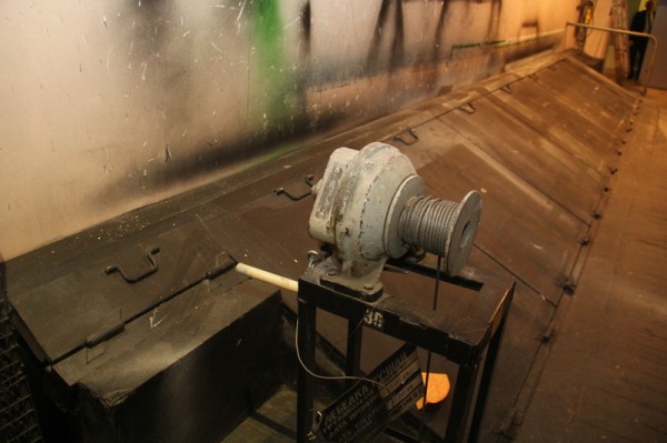 
									Закулисье Омской драмы: трюм сцены, актерские приметы и кирпич Достоевского 