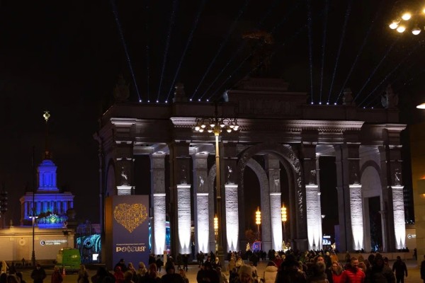 
									«Ангара», собака-робот и трехметровый скелет: чем омичей может удивить выставка на ВДНХ? 