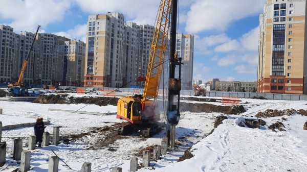 
									В Омске разгорелся скандал из-за срыва строительства школы в Серебряном Береге 