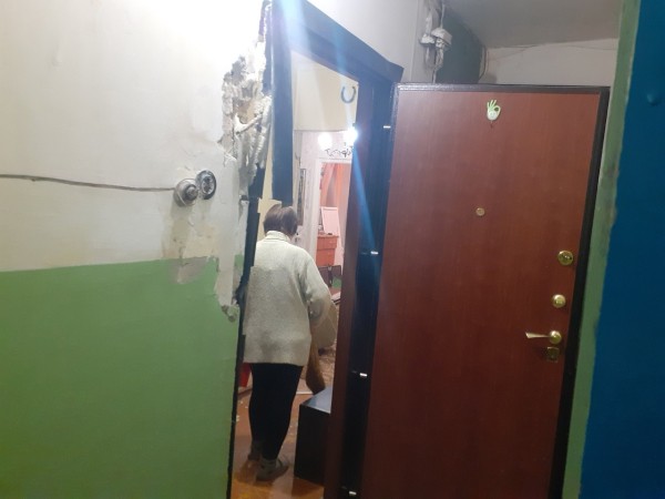 «Выбросило с дивана»: стали известны подробности газового хлопка в Омске
«Выбросило с дивана»: стали известны подробности газового хлопка в Омске