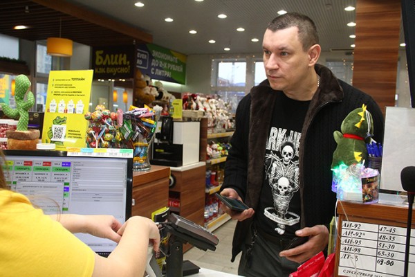 
									Омичи копят шансы в акции «Заправка на миллион» 