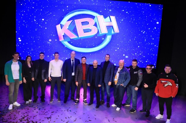 
									«Хахоценко», Шарипзянов и шоу «Возглас»: в Химике» прошел финал Омской лиги КВН 