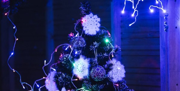 Как украсить новогоднюю ёлку, чтобы она понравилась Зелёному дракону Как украсить новогоднюю ёлку, чтобы она понравилась Зелёному дракону