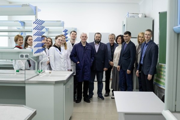 В ОмГУ обновили лабораторию неорганической химии