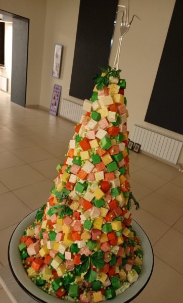 
									В Омске началась программа новогодних праздников 