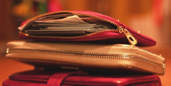 Вжух, и денежек нет: по каким фразам вычислить мошенников Вжух, и денежек нет: по каким фразам вычислить мошенников