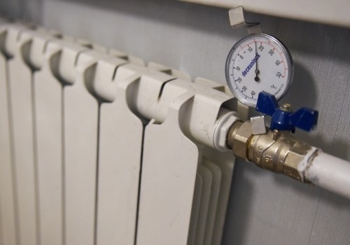 Зима наступила неожиданно: в Омске в -19 градусов полгорода осталось без отопления Зима наступила неожиданно: в Омске в -19 градусов полгорода осталось без отопления