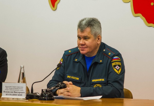 Главу омского МЧС наградили за служение региону  
									Главу омского МЧС наградили за служение региону