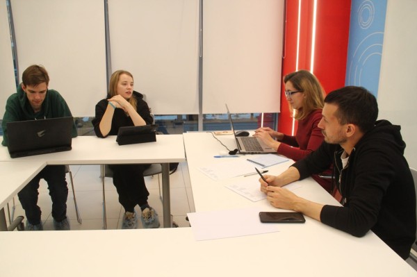 Руководители омских ИТ-компаний оценили студенческие проекты
Руководители омских ИТ-компаний оценили студенческие проекты