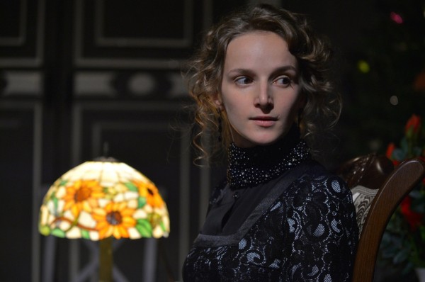 "Воздух" с Безруковым, "Вызов-2", котики и Мальдивы. Актриса Омской драмы Кристина Лапшина рассказала о роли в кино и мечтах