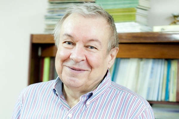 
									В Омске скончался профессор ОмГУ Виталий Романьков 