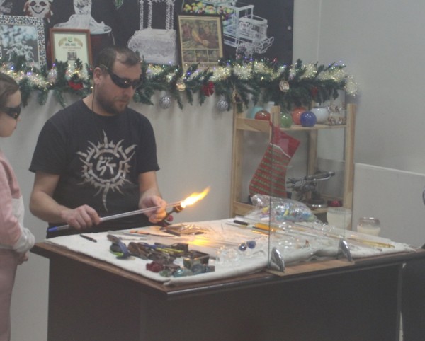 
									Экоёлка и «пряничные» мастерские: «Омская крепость» становится новогодним «центром» 