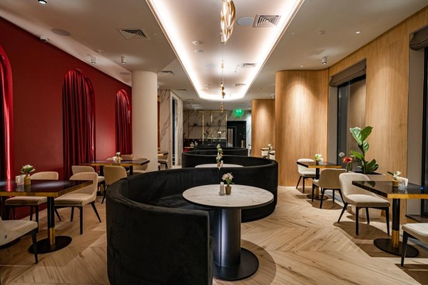 Омичей приглашают провести новогодние каникулы в отеле 50|60
Омичей приглашают провести новогодние каникулы в отеле 50|60