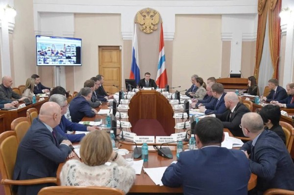 
									Омских чиновников заставили работать в праздники 