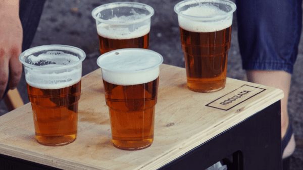 Региональные власти могут наделить правом запрещать «наливайки» в жилых домах