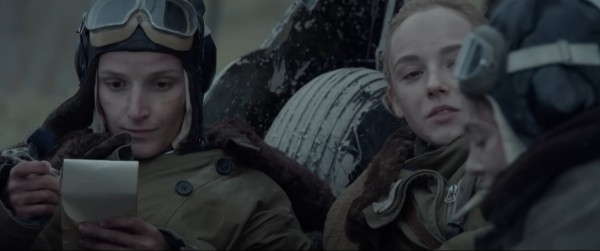 "Воздух" с Безруковым, "Вызов-2", котики и Мальдивы. Актриса Омской драмы Кристина Лапшина рассказала о роли в кино и мечтах