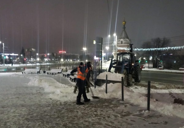
									Омичи массово жалуются на плохую уборку дорог  