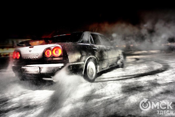 "Убираем ногу с тормоза, добавляем газ". Интервью с инструктором по контраварийной подготовке водителей