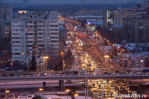 Искусственный интеллект внедрился в управление светофорами Омска Искусственный интеллект внедрился в управление светофорами Омска