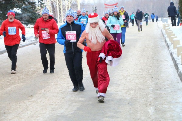 Центр Омска вновь перекроют из-за полумарафона
Центр Омска вновь перекроют из-за полумарафона