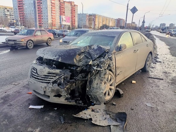 
									Страдающий неконтролируемой потерей сознания омич устроил массовое ДТП 