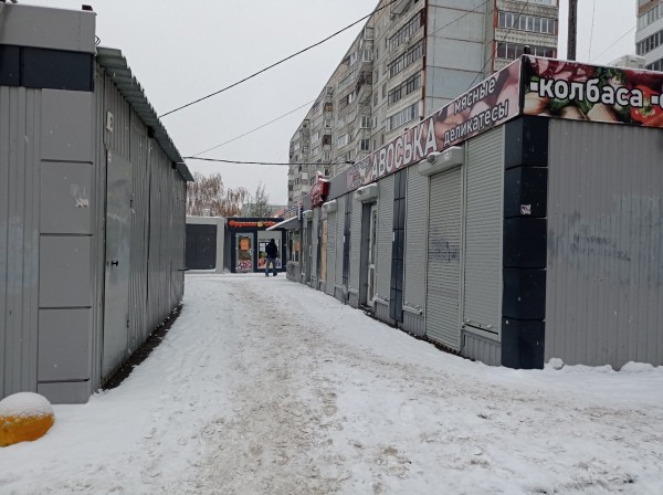 Омск захватили «ярмарки-призраки»: с ними никто не может разобраться  
									Омск захватили «ярмарки-призраки»: с ними никто не может разобраться