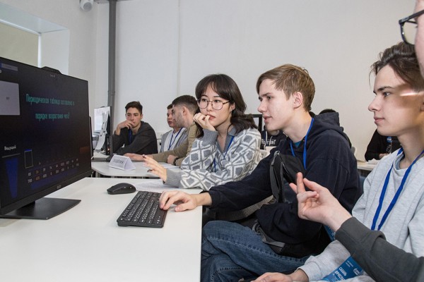 Омские старшеклассники прошли профориентацию на кейс-чемпионате «PRO нефть»
Омские старшеклассники прошли профориентацию на кейс-чемпионате «PRO нефть»