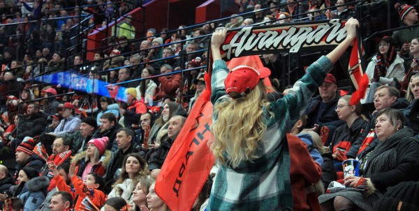 "Авангард" начал выездную серию с победы над "Спартаком" "Авангард" начал выездную серию с победы над "Спартаком"