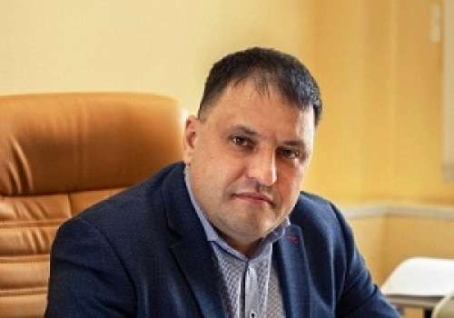 На севере Омской области начали судить главу района, обвинив в избиении главы райцентра