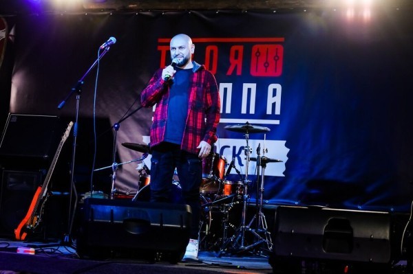 "Твоя группа" ждёт тебя. Омичи зажгли танцпол в популярном омском баре