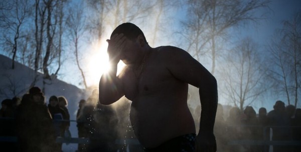 Как "смыть грехи" и не заболеть. Правильно окунаемся в иордань