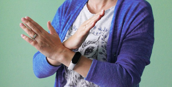 Коммуналка, секс и много спиртного. Рассказываем, что люди придумывают, только бы не идти в гости